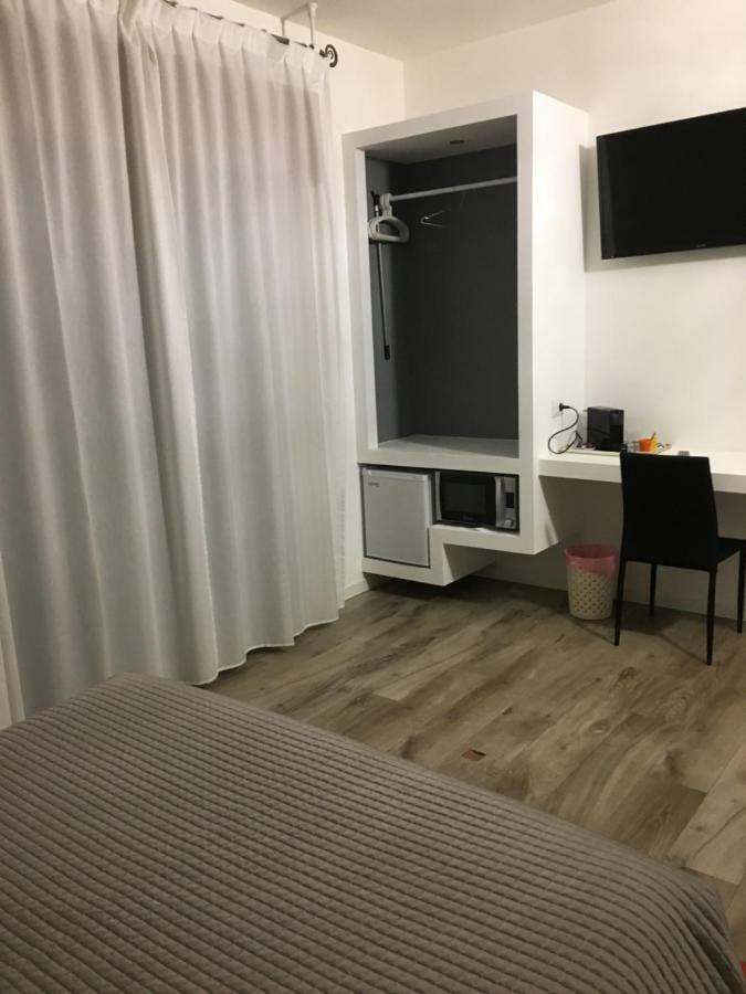明乔河畔的瓦雷奇奥 瑞莱克斯&伊莫兹奥尼旅馆酒店 外观 照片